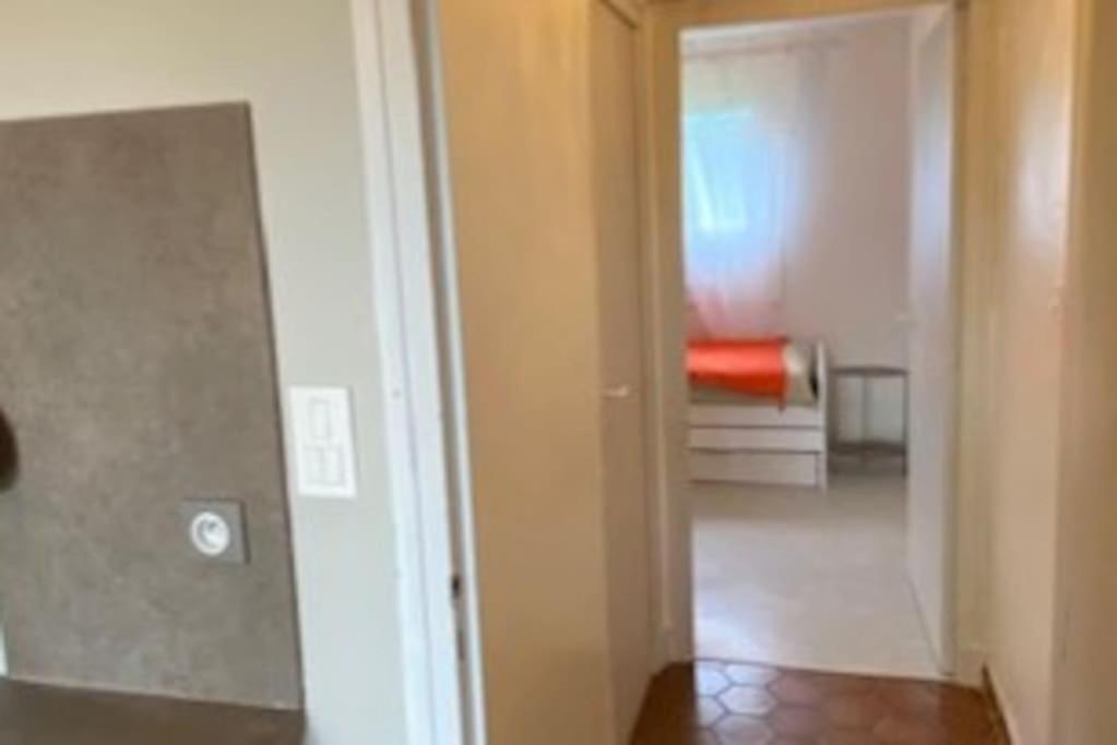 Logement Au Calme Pres D'Aurillac Sansac-de-Marmiesse Exterior foto